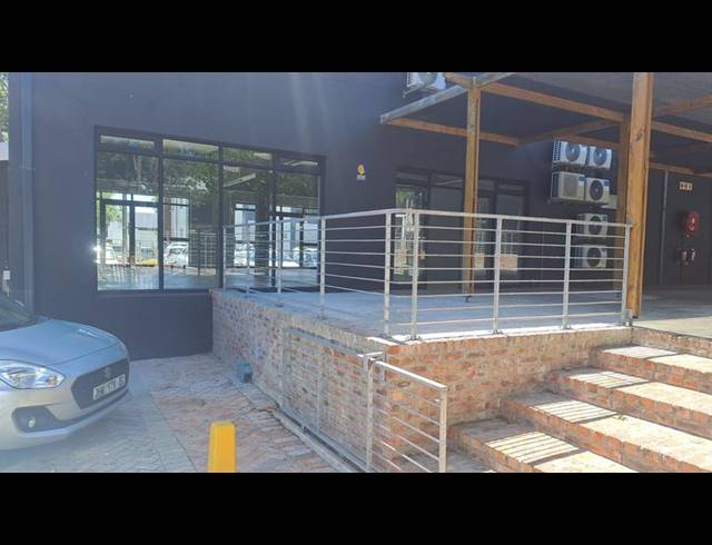 BUSINESS PROPERTY TO RENT IN WALMER